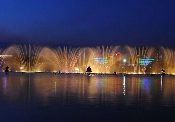 喷泉，不只是加压喷水而已